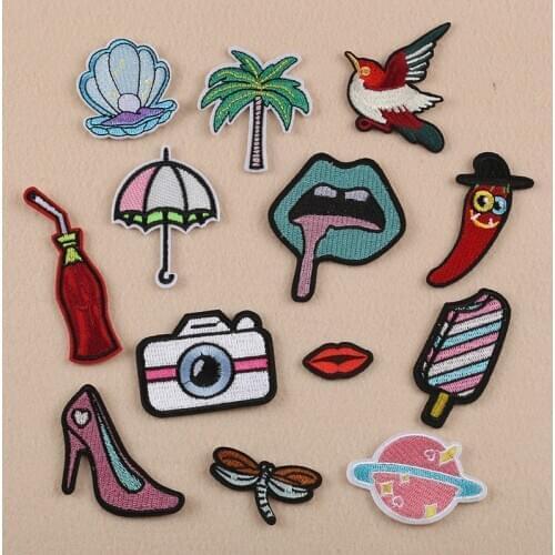 50pcs/lot Embroidery Patch Clothing Decoration Accessory Shell Umbrella Camera Lip Dragonfly Iron Heat Transfer Applique