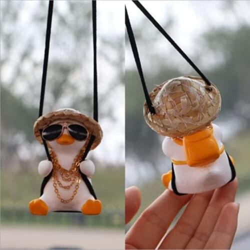 Creative Duck Car Pendant Gypsum Swing Duck Pendant Auto Rearview Mirror Ornaments Birthday Gift Auto Decoraction Car Fragrance