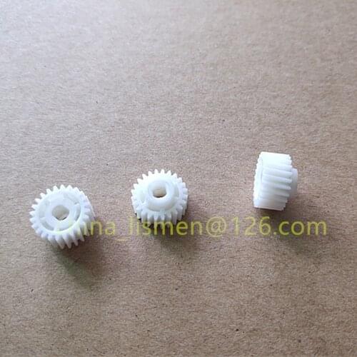 1 piece 24 teeth motor Automatic folding Rearview mirror plastic gear for accord civic fit CRV spirior rearview mirror assembly