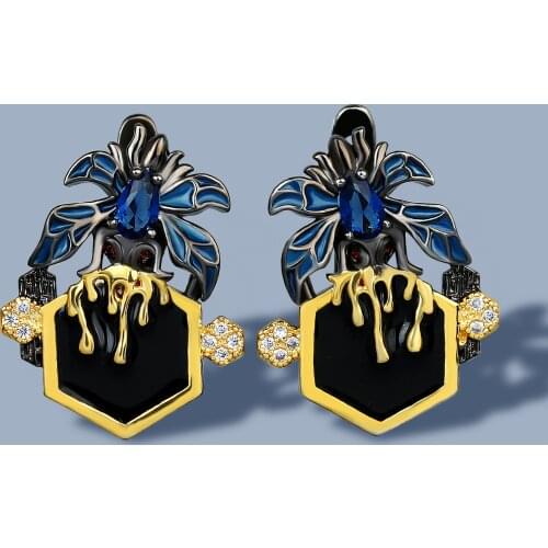 Creative Retro 925 Silver Color Epoxy Spider Earrings Unique Exaggerated Womens Party Jewelry Earrings Handmade Enamel Jewelry