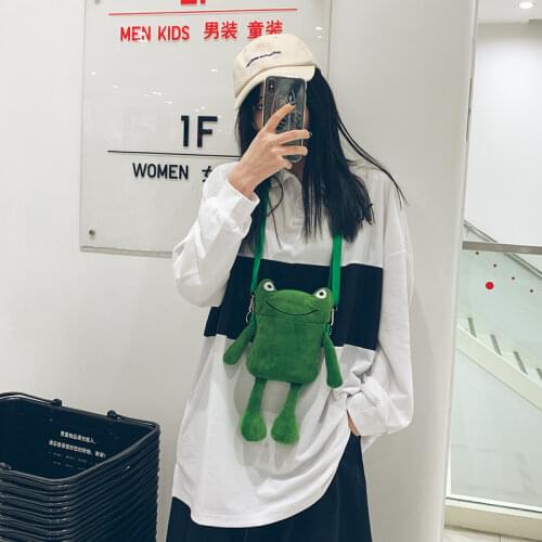 Wholesale Korean Frog Bag Women 2021 New Personality Shoulder Messenger Bag Funny Cute Cartoon Plush Bag