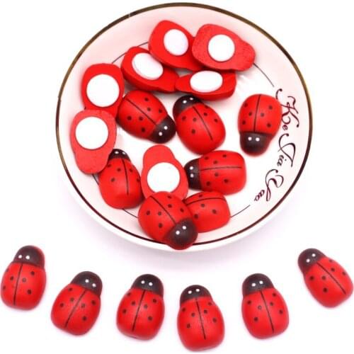 18*25mm Big Red Ladybug Wood Figurines Handicrafts Refrigerator Patch Wall Decoration DIY Festival Wedding Party Supplies 20pcs