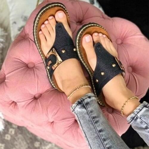 2021 fashion sexy summer new style rivet flip flops flat outdoor solid color metal decoration female slippers