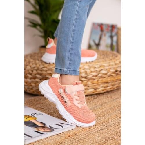 With its comfortable, breathable, light and stylish design, Wovs, boys and girls sports shoes are suitable for walking, running