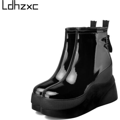 LDHZXC Round Toe Platform Womens Boots Genuine Leather Brand High Heel Winter Warm Shoes Woman Chelsea Zipper Botas