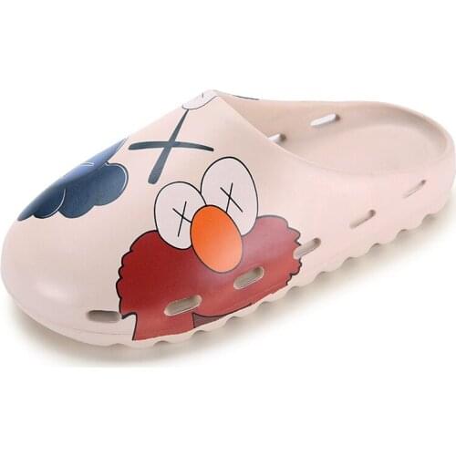 Mens Home Clogs 2021 New summer Cartoon Printing Slippers Woman House Clogs High Quality Women Shoe gardon fashionable cheap
