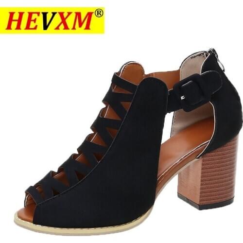 2020 Women Square Heel Sandals Peep Toe Hollow Out Chunky Gladiator Sandals With Strap Black Spring Summer Shoes
