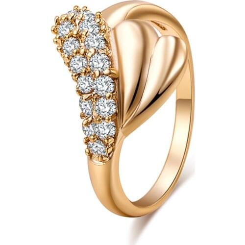 2019 new fashion jewelry Austrian Crystals Rings for women Girl Wedding Engagement metal heart shape Rings Wholesale