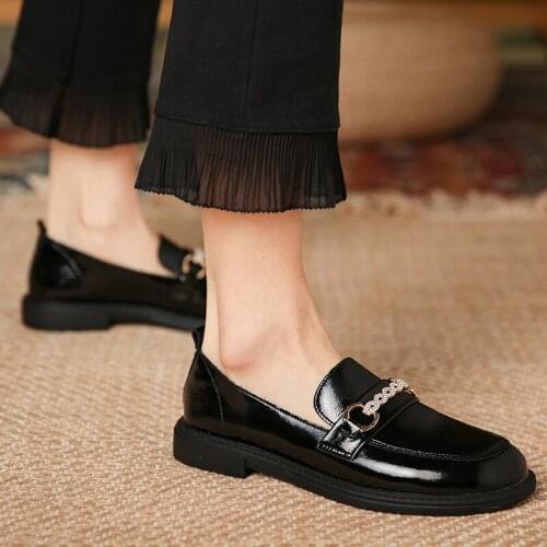 2021 Spring New Flat Shoes Womens Low Heel British Style Paint