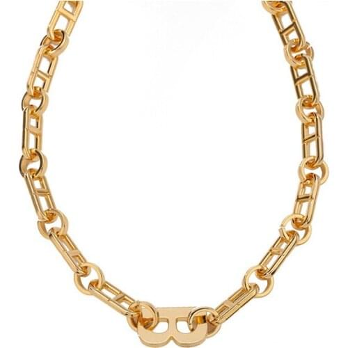Punk style exaggerated metal letter B necklace for women fashion simplee vintage neck chains aesthetic accesories women jewelry