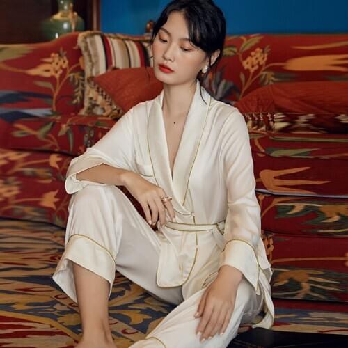 Maison Gabrielle 2021 Spring Summer Shawl Collar Silk Pajamas Set Long-Sleeved 2-Piece Luxury Loungewear Women Top and Pants