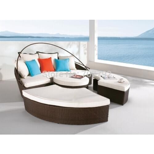 Leisure Style The Carousel Outdoor Rattan Patio Sofa Set