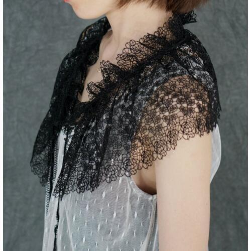 Top unique shape flowers irregular fungus Hepburn fragrant hollow leaves collar accessories Leaf hollow heavy weaving Small