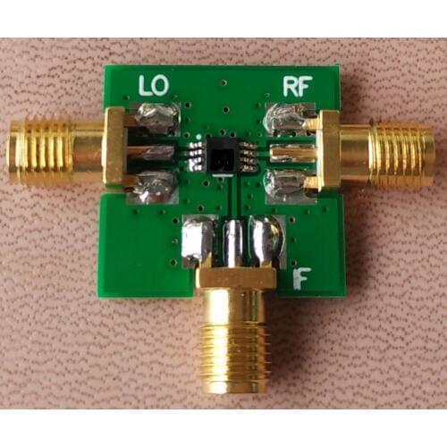 RF / LO 1.5-4.5G IF DC-1.5G Mixer