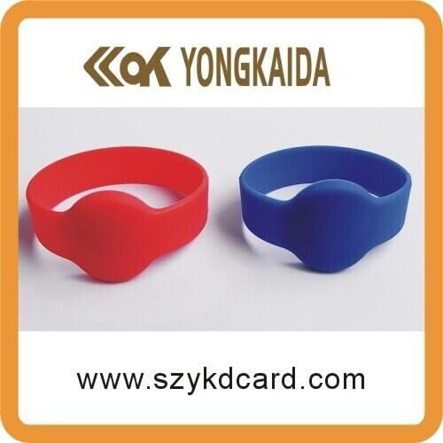 Hot sales 1000pcs RFID wristband 125khz EM4100 TK4100 chip waterproof silicone bracelet 55/62/65/74mm