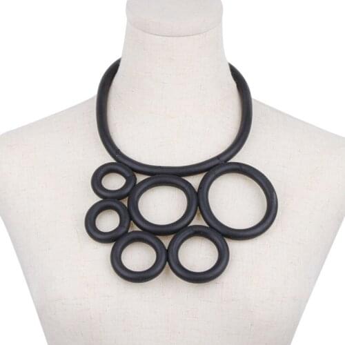 Steampunk Statement Rubber Choker Jewelry Current Ladies Black Necklace Thick Chain 6 Circles Pendant Costume Jewellery Chic