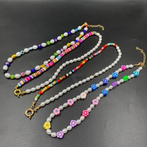 4-Piece Beaded Choker Necklaces for Women Girls Boho Seed Bead Choker Set Hawaiian Beach Beads Necklace Chain Jewelry