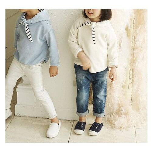 Spring and autumn childrens new products for boys and girls personality hooded tie knot striped sweater T-shirt explosion 19d30