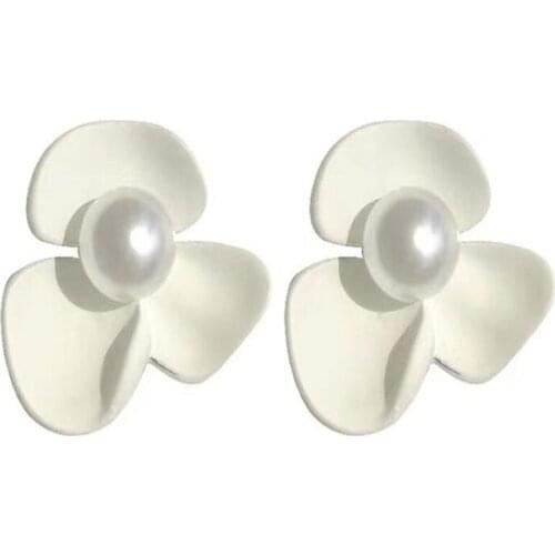 Temperament White Flower Pearl Earrings for Womens Wedding Party Acrylic Earrings Accessories Korean Style Jewelry Gifts