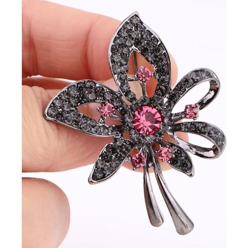 TODOX flower leaf Brooch Fashion beauty Women crystal exquisite 6colors clothes Silk scarf pins hot sale wedding party Gift man