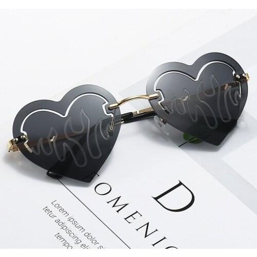 Fashion Love Heart Rimless Sunglasses Women 2021 Tears Shape Steampunk Sunglasses Unique Vintage Eyewear UV400 Driver Goggles