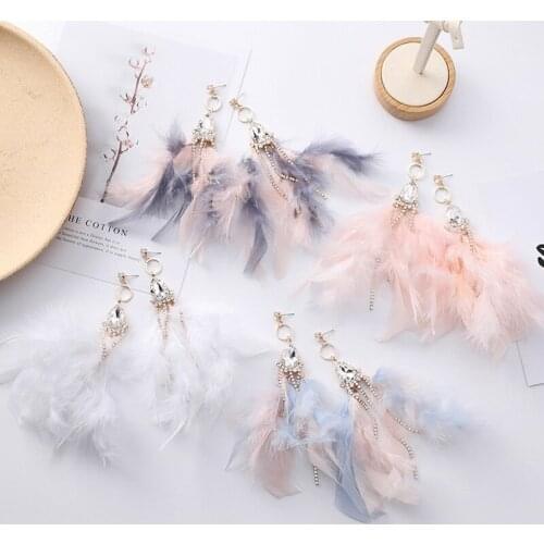 2020 New Arrive Fashion Boho Earrings for Women Temperament Fluffy Feather Dangle Pendant Statement Jewelry Ear Accessories