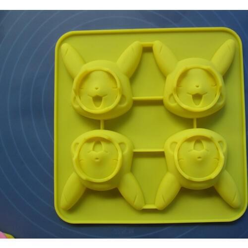 Wholesale!! 1pcs 4-Holes Cartoon Spirit Green Good Quality 100% Food Grade Silicone Cake/Pudding/Jelly Bakeware DIY mold