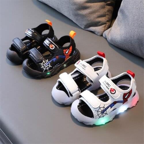 Disney Summer of 2021 the new childrens sandals boys beach shoes LED lights girls in baotou baby sandals