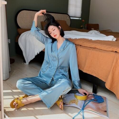 2 Piece Woman Pajamas Set Stain Silk Sexy Sleepwear Long Sleeves Woman Faux Silk Top And Long Pants Summer Pajama Suit