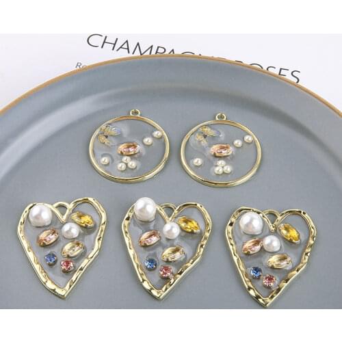 2pcs Korea Fashion Alloy Pearl Rhinestone Earrings for Women Butterfly Transparent Round Irregular Love Pendant DIY Accessories