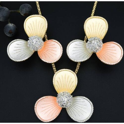 ModemAngel Elegant 3 Tone Gold Flower Earring Necklace Jewelry Set for Women Engagement Wedding Party Jewelry Gift Fashion