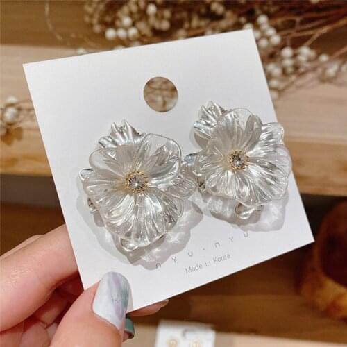 New Arrival Transparent Acrylic Flower Big Stud Earrings For Women 2021 Korean New Fashion Jewelry Boucle oreille Femme