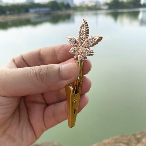New Leaf Design Tobacco Smoking Clip Holder Blunt ATM Card Hand Rack Nail Grippers for Fashion Women/Man Handmade Rhinestones
