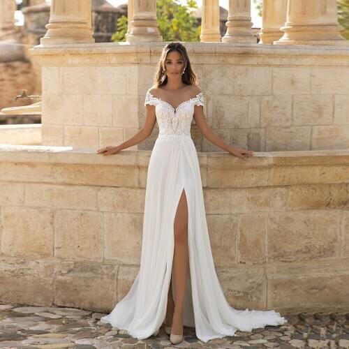 Bohemian Lace Wedding Dress Robe De Mariee Sexy Side Slit Lace Applique Beach Wedding Dresses Plus Size Bridal Gown