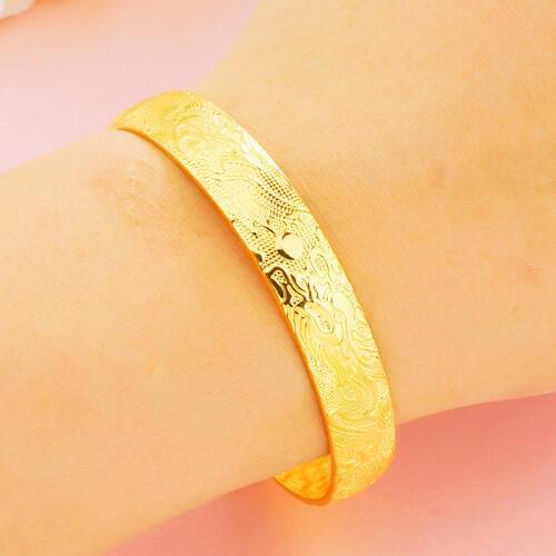 VAMOOSY Golden Bracelets