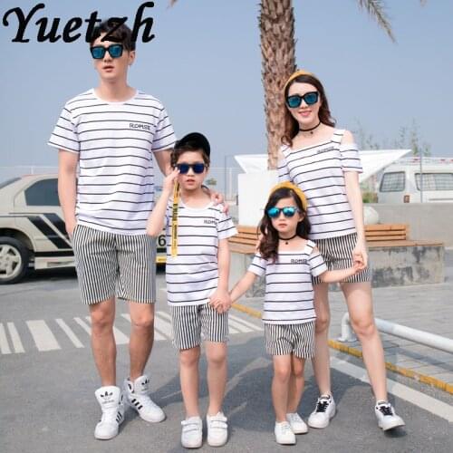 Family matching outfits parent-child clothing cothes women men kids Sportswear T-shirt shorts girl sportsuit traveling costumes