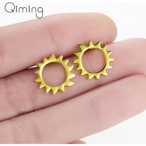 Sun Flower Stud Earrings for Women Men Jewelry Abstract Circle Geometric Piercing Earrings Rays of Sunshine Earrings