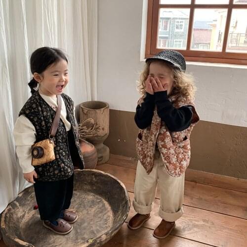 Childrens Clothing Vest Autumn Winter 2021 New Girls' Cute Korean Broken Flower Cotton Vest Children Casual Vest Toddler Vest