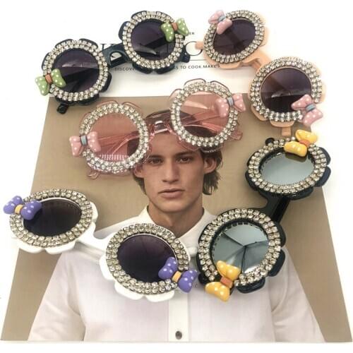 Gorgeous 2 Circle Diamond Children Sunglasses Colorful Betterfly Design Eyewear Baby Flower Sun Glasses Mirror Lens Summer Shade