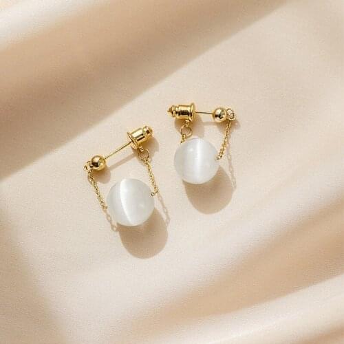 Simple and Elegant Womens Small Round Opal Pendant Earrings 2021 New Jewelry Party Womens Unusual Hanging Earrings Accessories