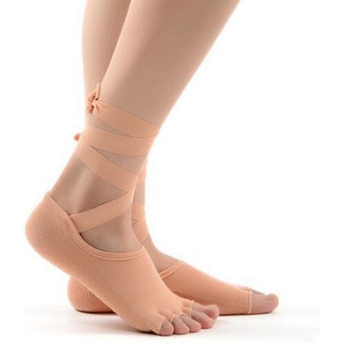 1Pair New Heel Protector Professional Ballet Dance Five Toes Socks Skidproof Belly Dance Foot thong Toe Pad Dance Yoga Stockings