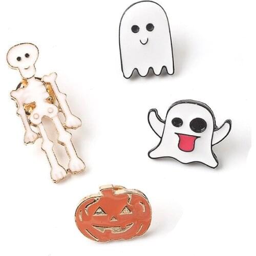 Ghost Enamel Pin Cute Boo Ghost Monster Wreath Baby Badge Brooch Lapel Pin Denim Jean shirt Bag Cartoon Jewelry Halloween Gift