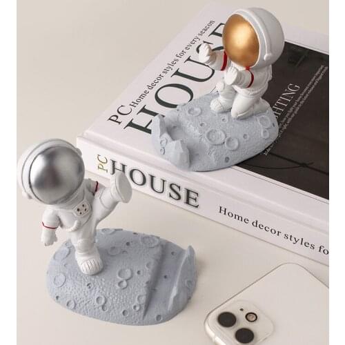 Creative Spaceman Astronaut Mobile Phone Ipad Tablet Base Lazy Bracket Cartoon Desktop Small Ornaments