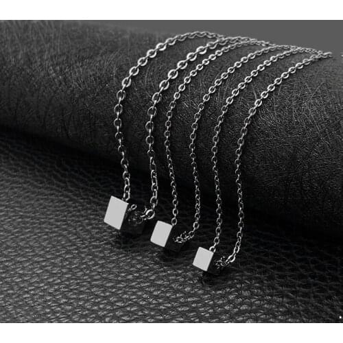 Hip Hop Stainless Steel Necklace for Women Minimalist Cube Simple Geometric Square Everyday Wear Jewelry Collier 3 Sizes