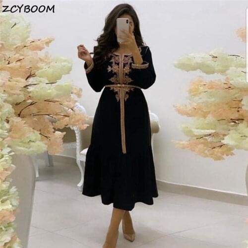 Black Cocktail Dresses 2021 Formal Party Night Women Prom Dresses Long Sleeves Graduation Appliques Satin Backless Evening Gowns