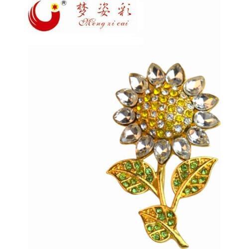 MZC New Fashion Design Personality Sunflower Brooches For Women Bouquet for Wedding Pins Brosh Brosche Vintage cordao de ouro