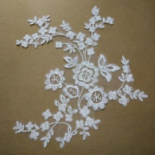10Pieces Lace Applique Patches Embroidered Flowers Floral Clothing Accessories Embroidery Lace Motif TT279