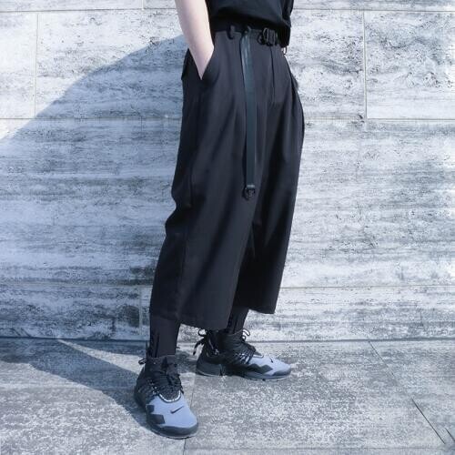 SILENSTORM Techwear Mens 3/4 Length Wide Leg Cropped Pants Graphic Outseam Hip Hop Style Punk fashion
