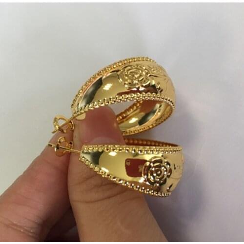 Vintage Bohemia Circle Hoop Earrings for Women Carved Rose Flower Dangle Earring Statement Exaggerated Ethnic Party Jewelry