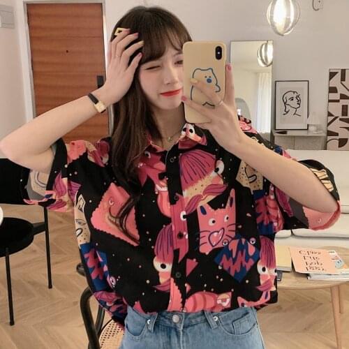 Summer ins super fire floral shirt female Hong Kong style short-sleeved loose beach vacation Hawaiian shirt tide brand jacket